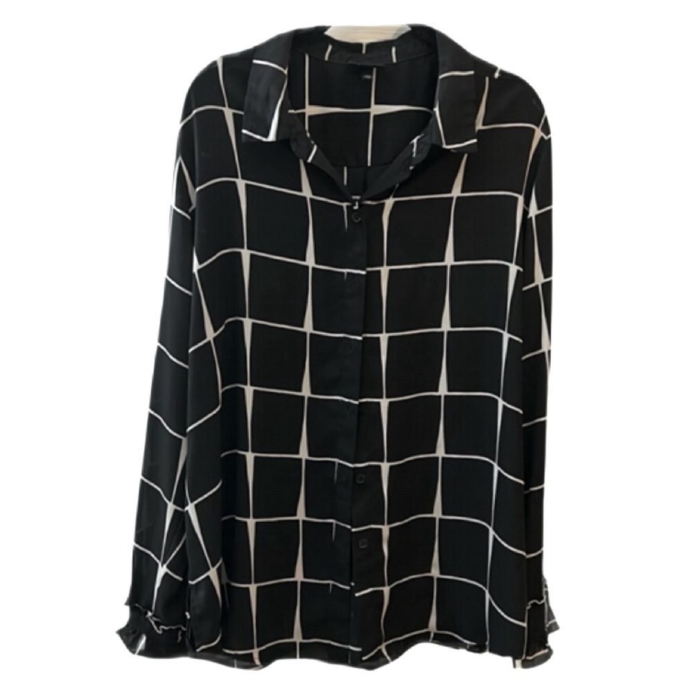 Button down long sleeve blouse